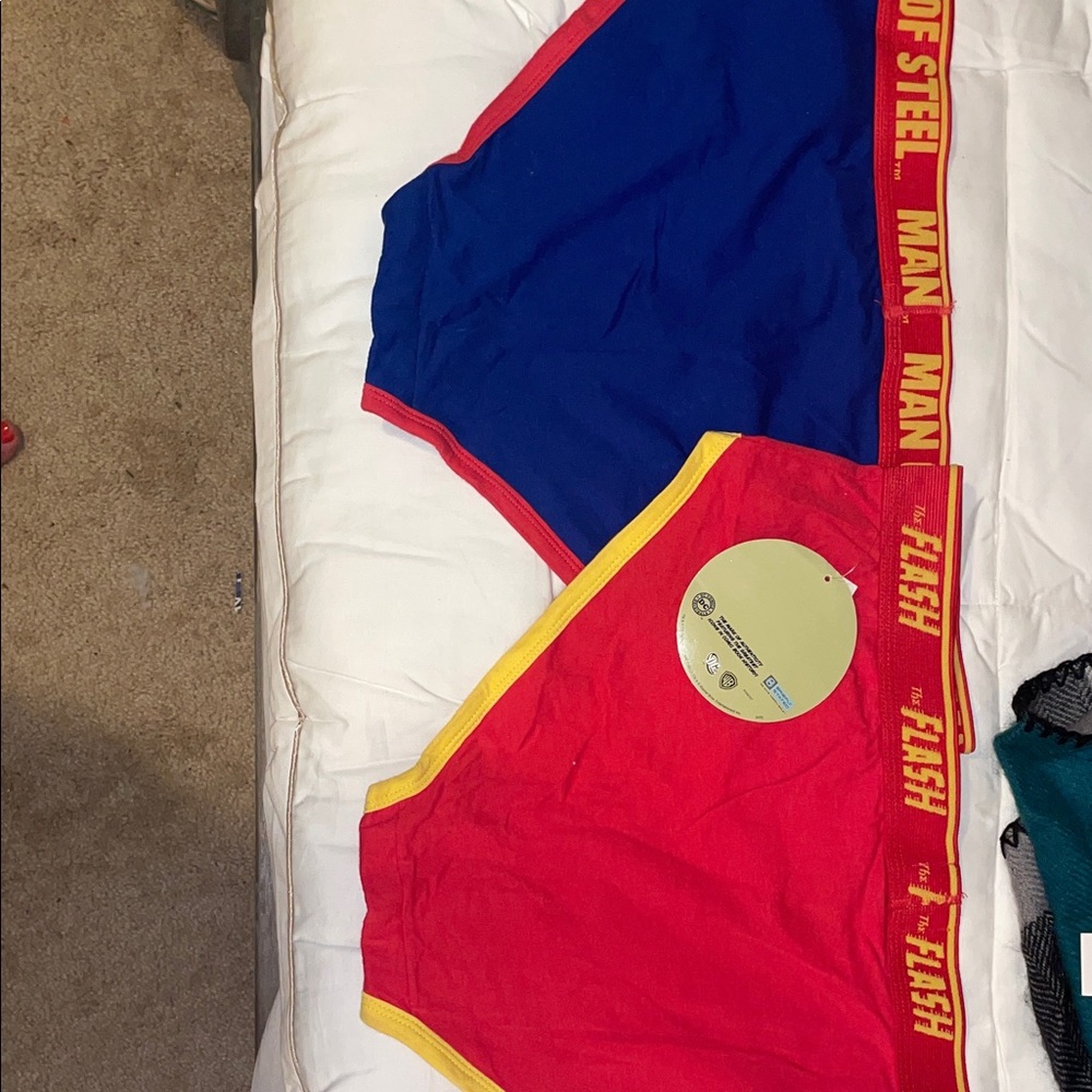 DC Comics Superman & Flash Briefs - Blue, Red, Yellow - Picture 5 of 5